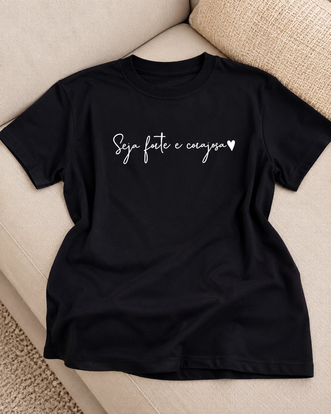 T-shirt seja forte e corajosa foto 2